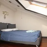 Domus Aurige Frühstückspension 4*