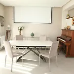 Domus Aurige Frühstückspension 4*